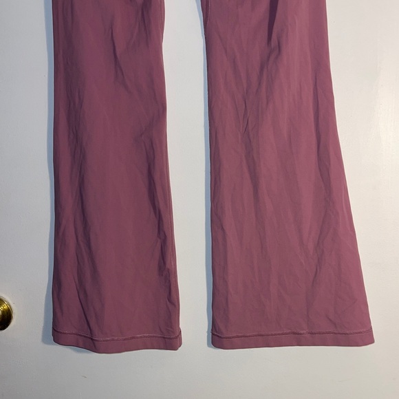 Lululemon Super-High-Rise Flared Pant size 8 - Picture 8 of 11